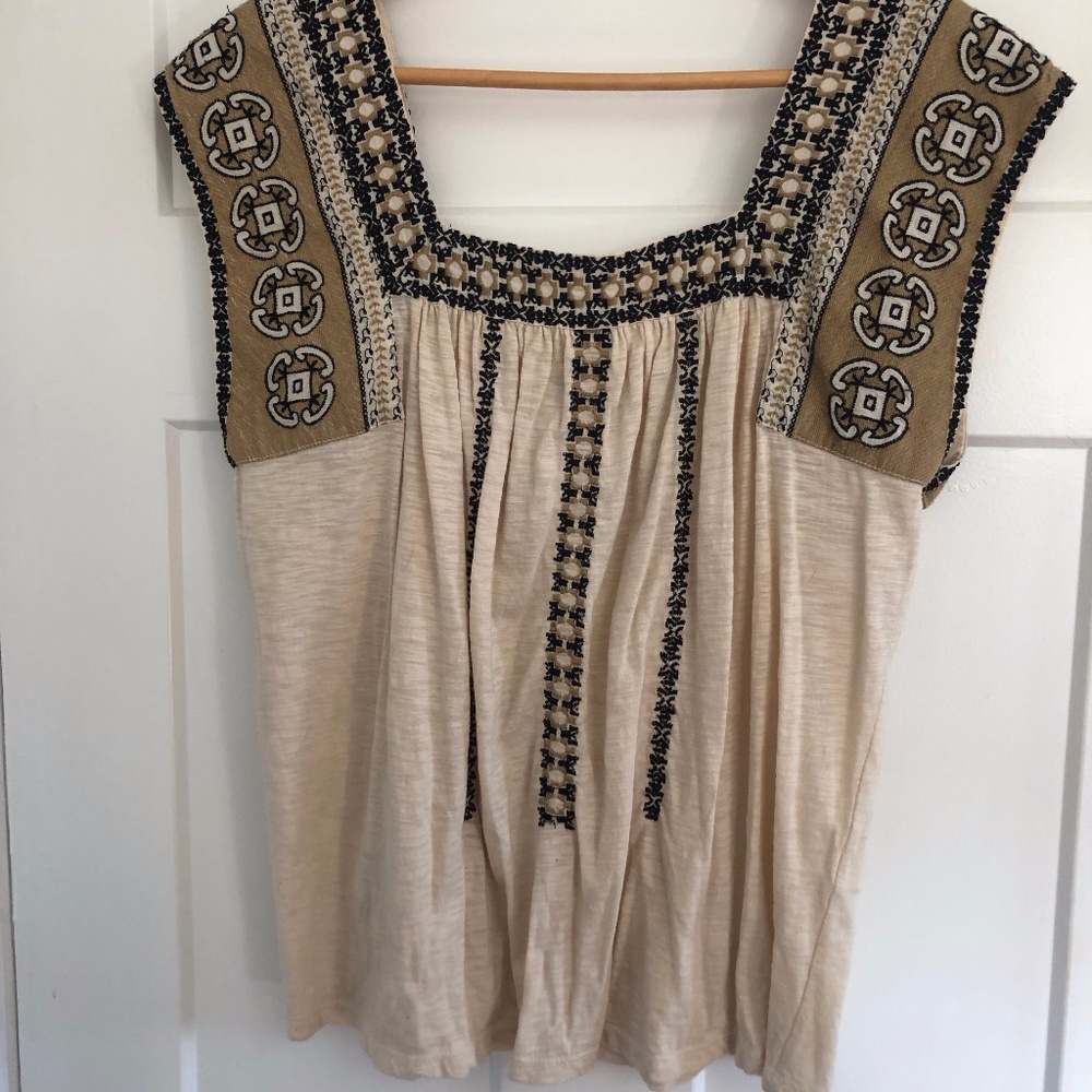 Lucky Brand top
